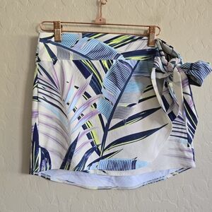 Calia by Carrie Underwood Tulip Wrap Sarong Small NWT